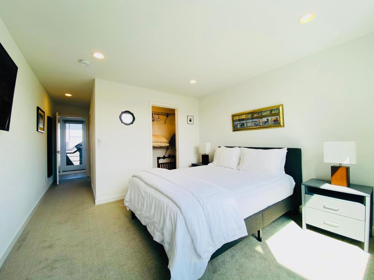 Modern Ballard Townhouse - 92 Walkscore & Rooftop! Seattle Eksteriør bilde